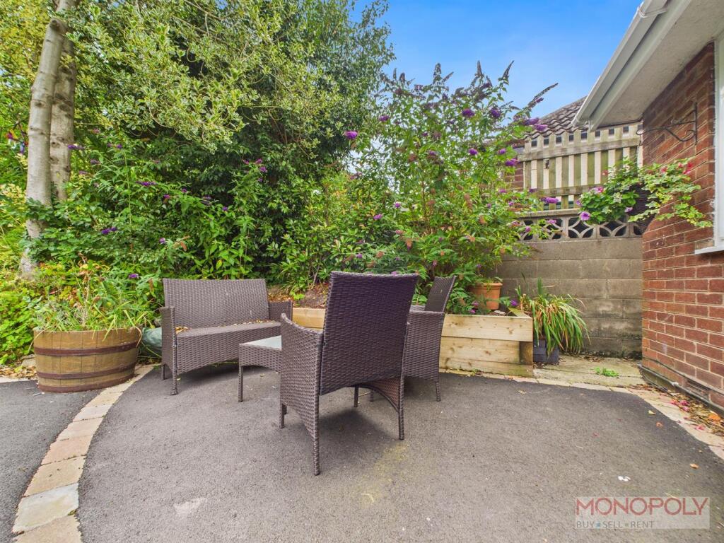 FRONT PATIO