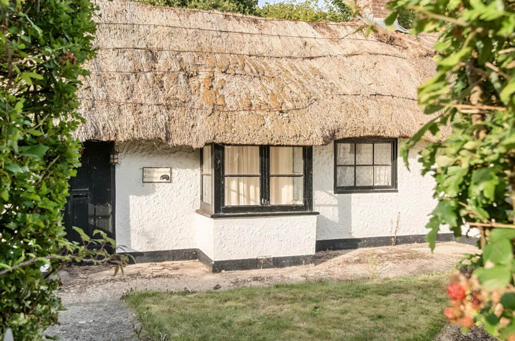 1334222-1-6893970...