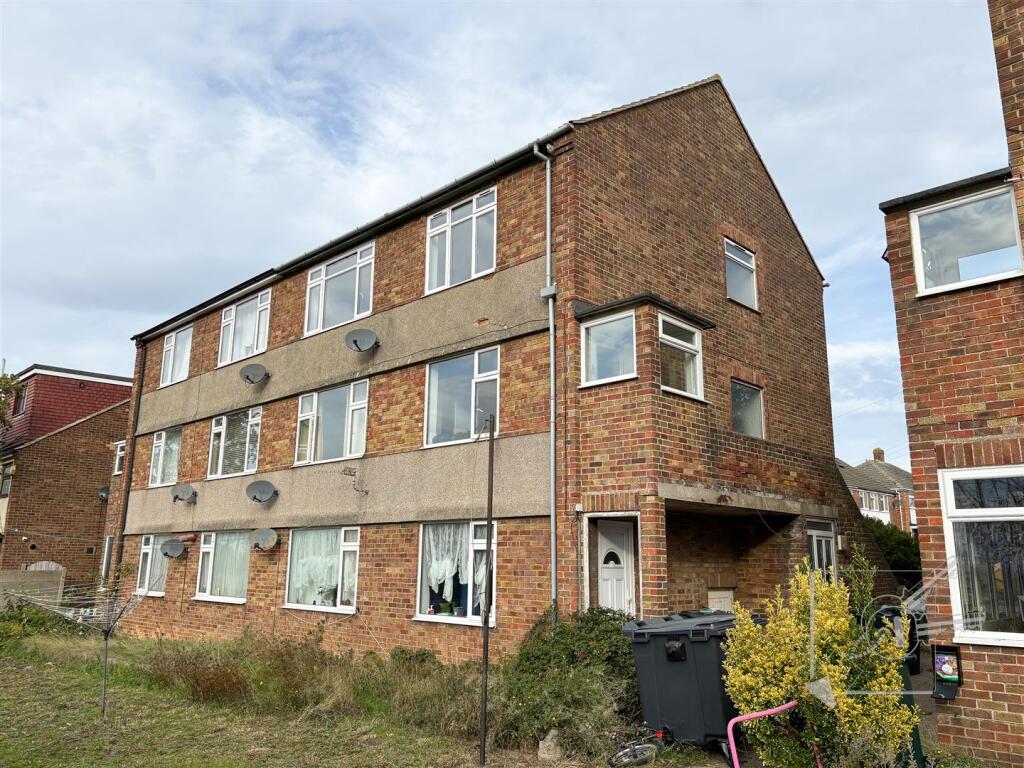 Weardale Avenue, Dartford