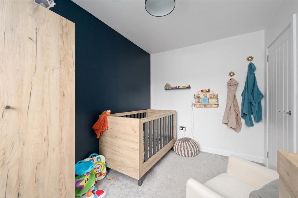 17KingsDrive030.JPG