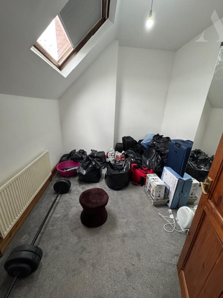 27 College Road Attic Room x 2.jpeg