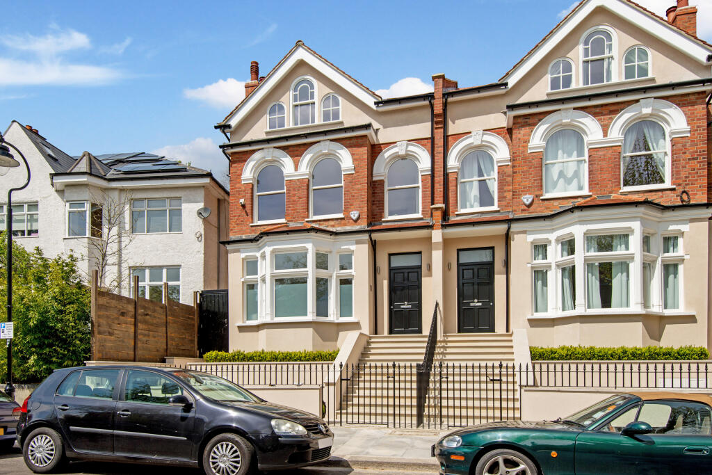 6 Bedroom Semi Detached House for rent