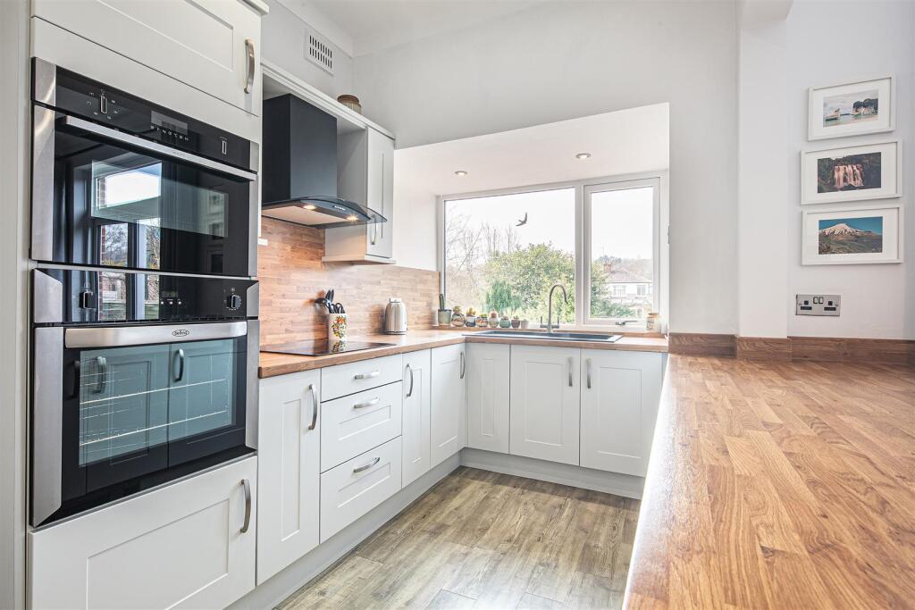 Kitchen area