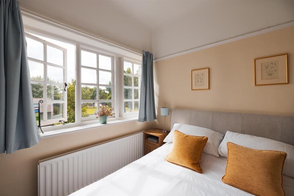 36 Circular Dr-32.jpg