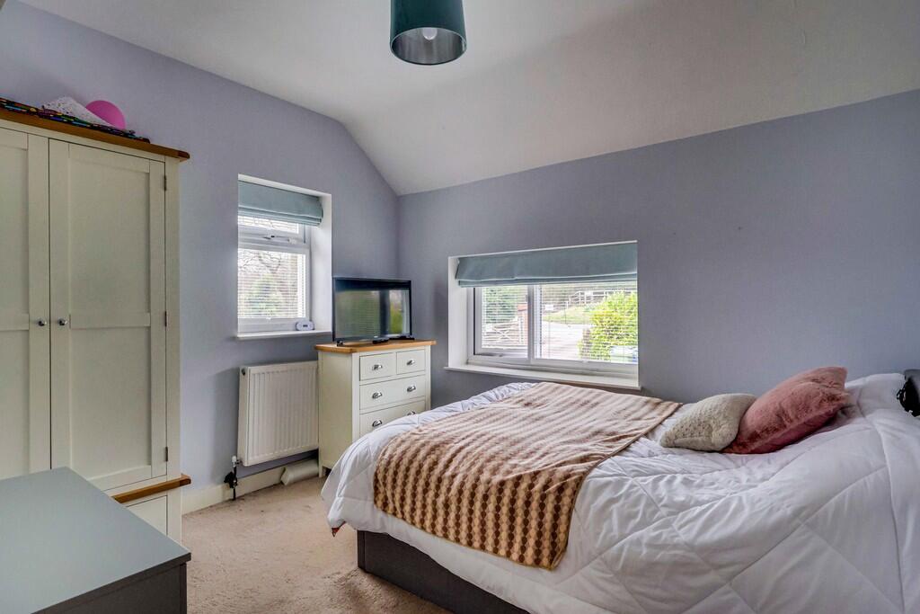 Oak View Cottage-...