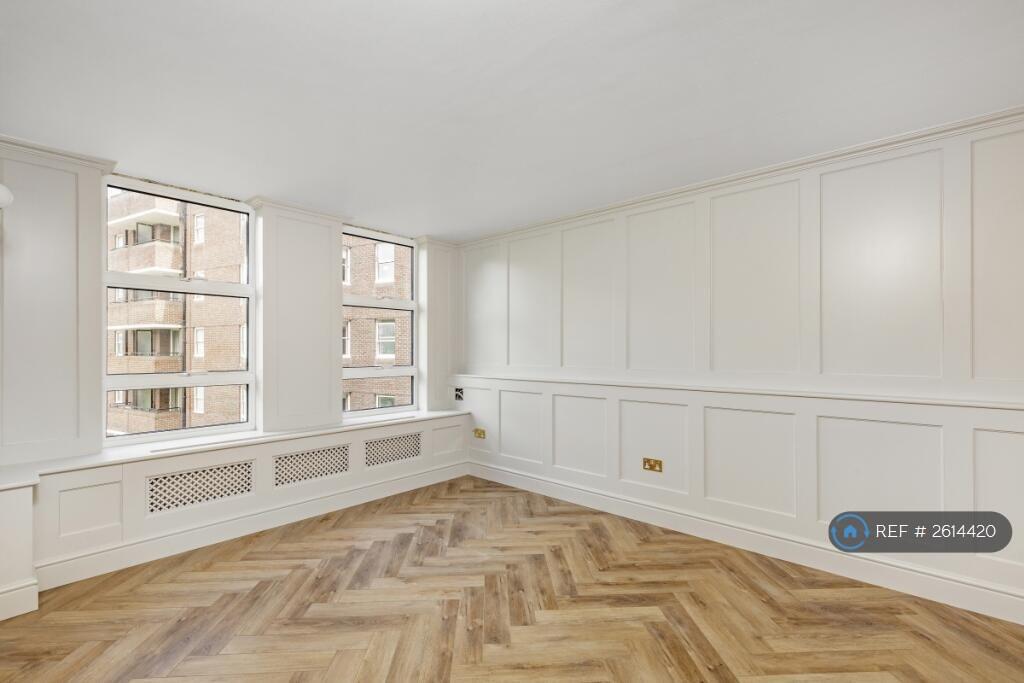 Living Room Empty