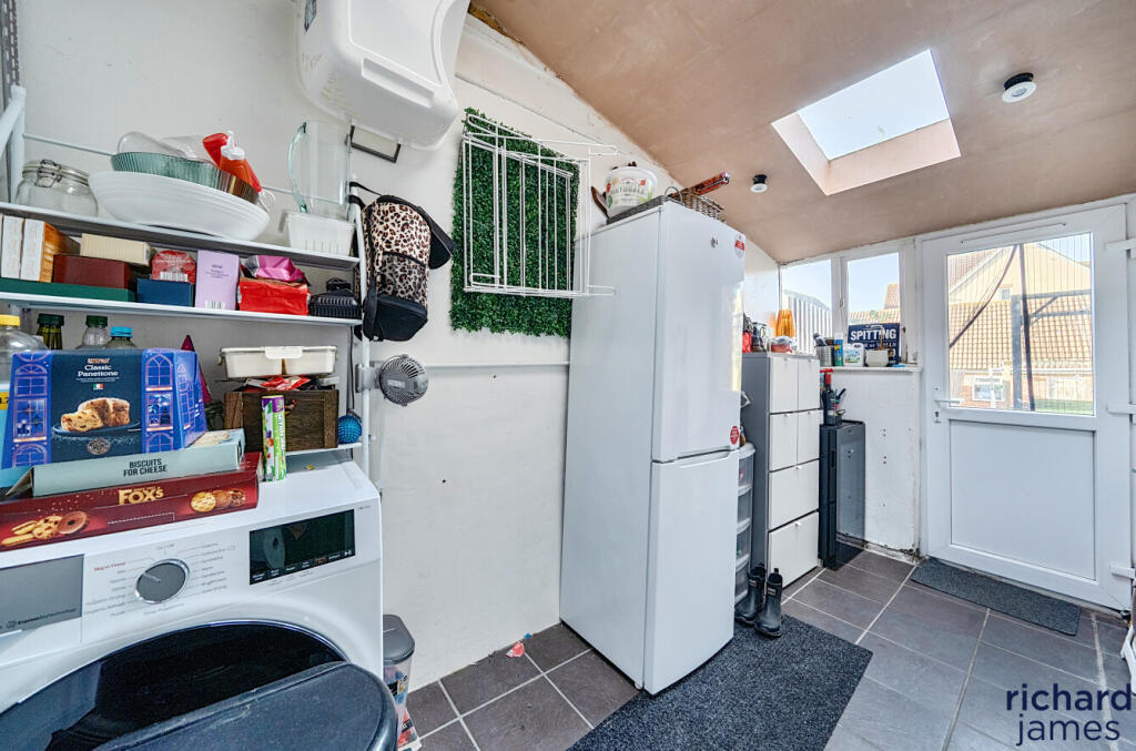 70ca2779b96f4410a986193352fb8da2