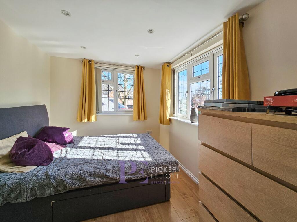 Bedroom one (annexe)