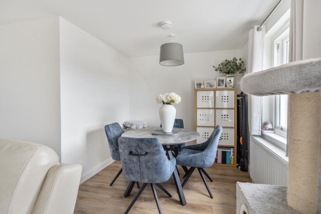 1320085-5-68c2d8883819f