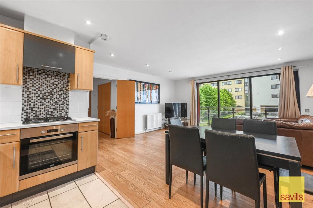 Kitchen/Dining Area