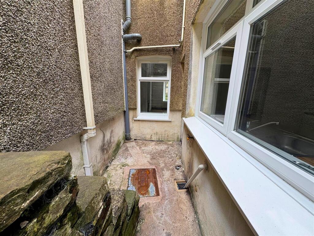 Rear Garden b (edit).jpg