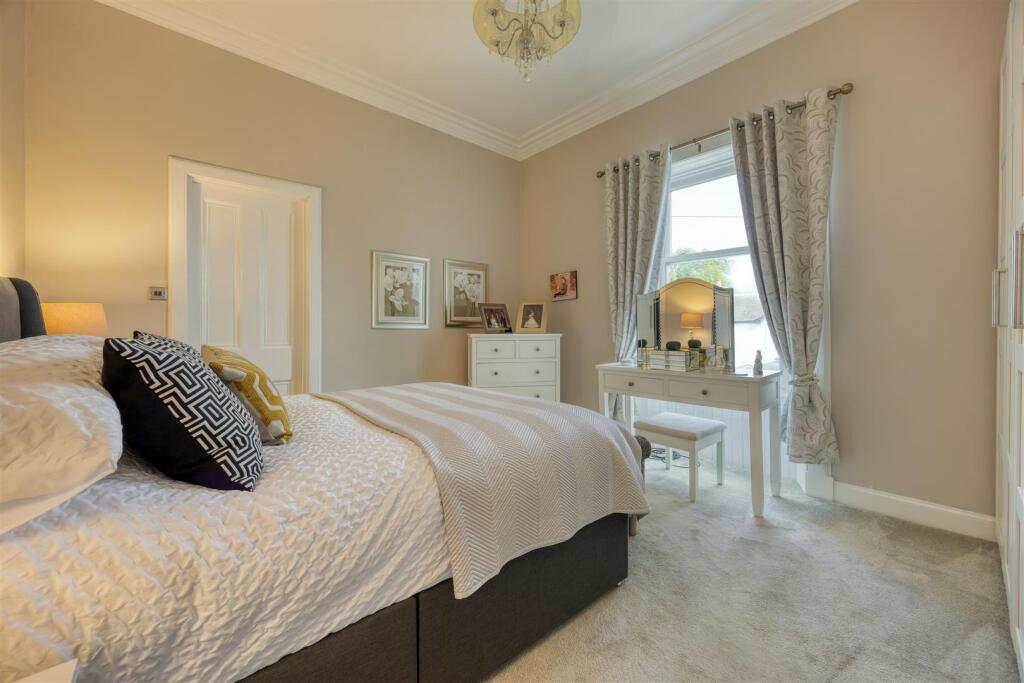 1_GLENBANK_ROAD_LENZIE_030.JPEG