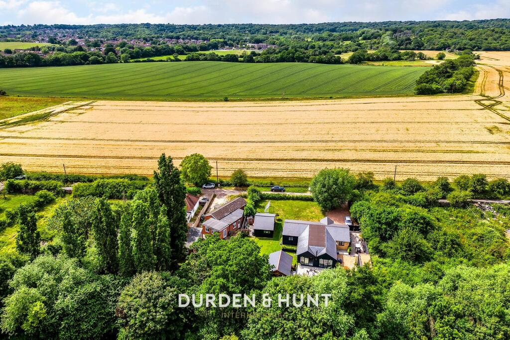 Theydon-5.1.jpg