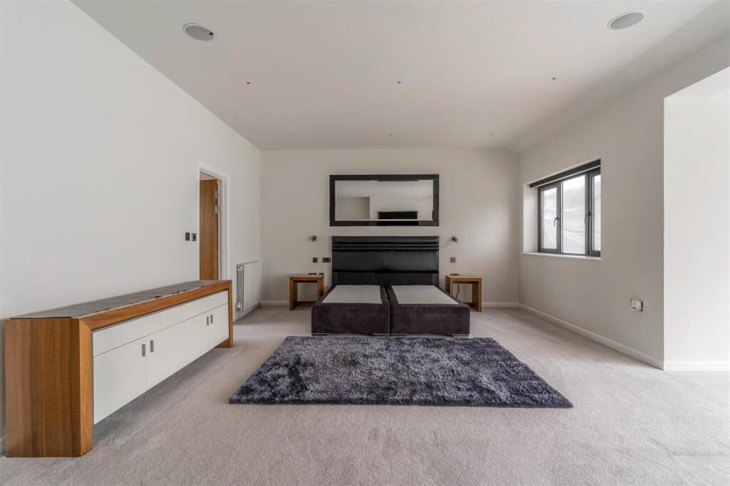 72 Dyke Road Low Res-23.jpg