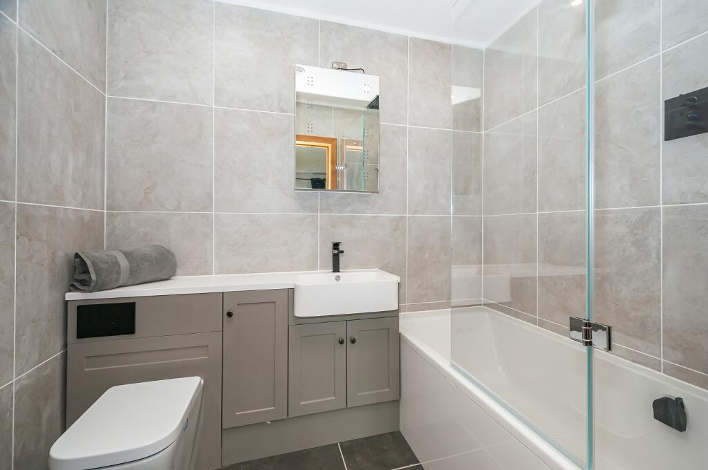 En-suite shower room