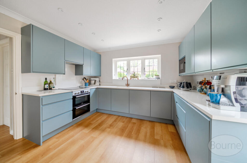 75145a8e-a28d-46f...