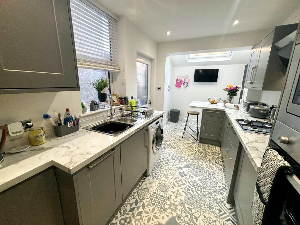 f179cdca-ad56-4c6f-af6e-345e9d0d8795