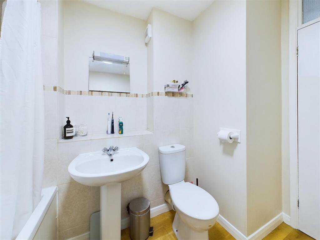 Bathroom 2
