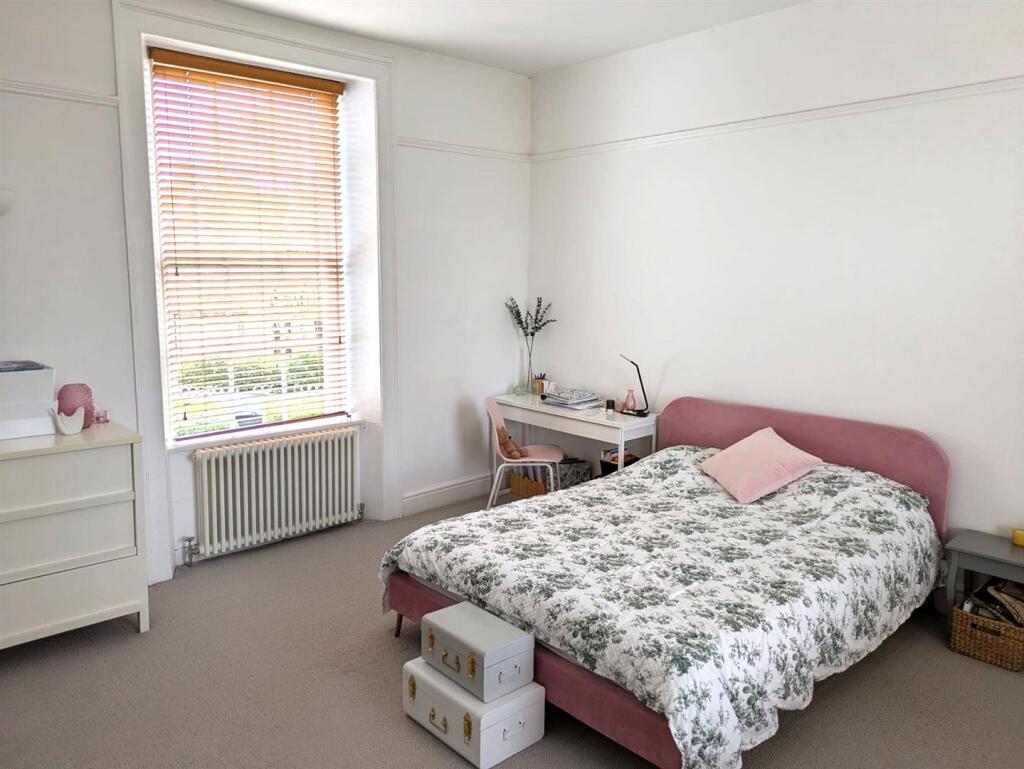 WhatsApp Image 2025-11-07 at 13.24.31_ade8dcee.jpg