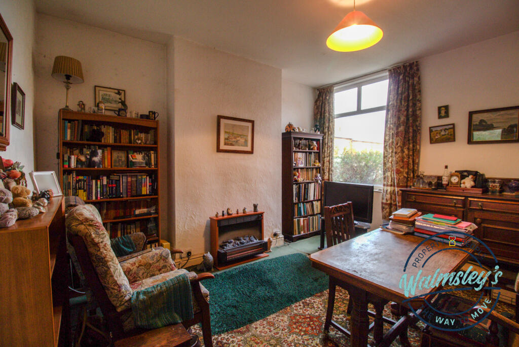 Rear living room