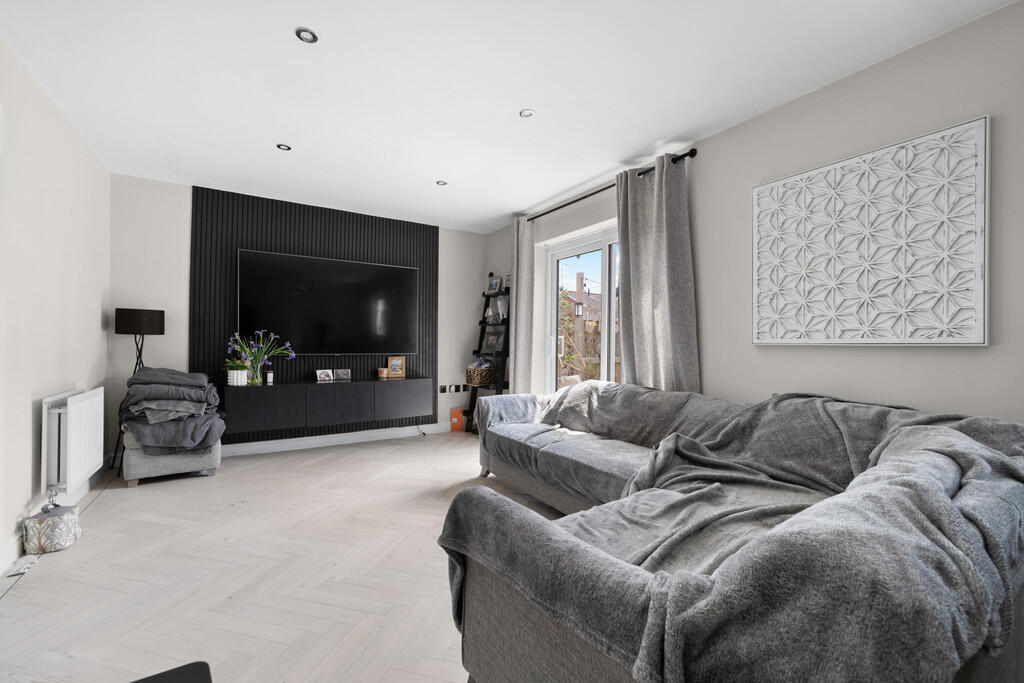 112 Naylor Road, ...