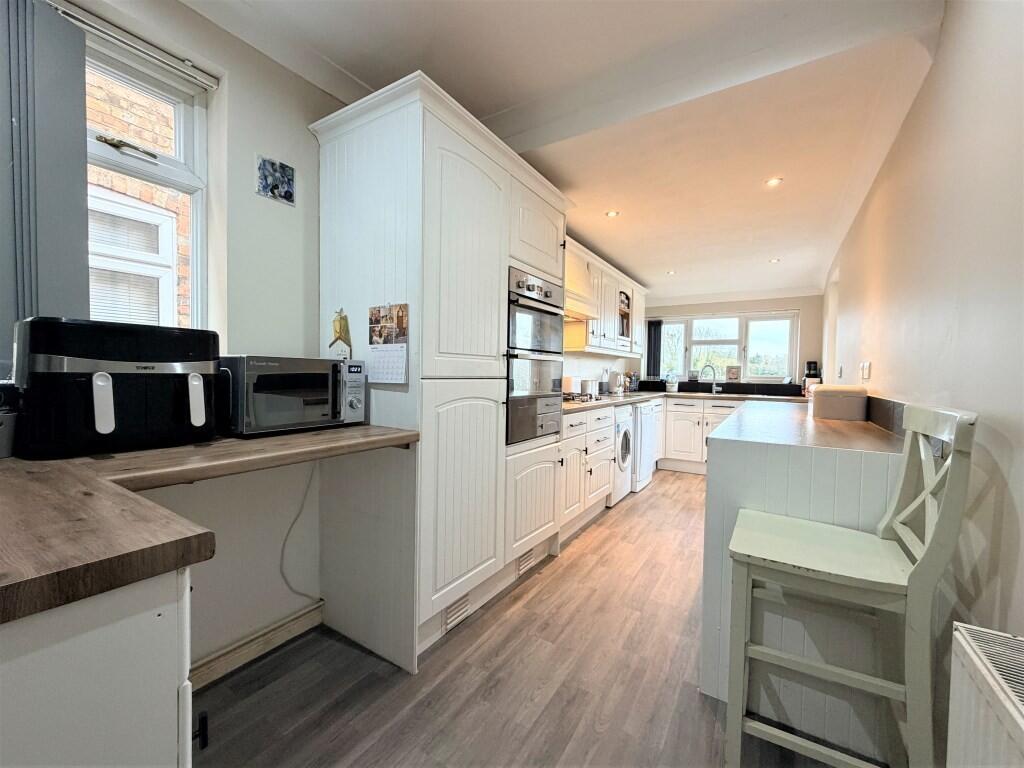 KITCHEN1