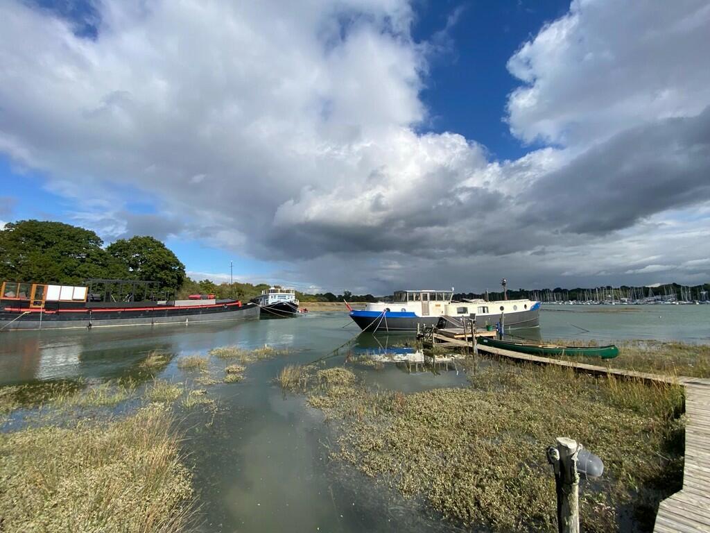 IMG-20240419-WA00...