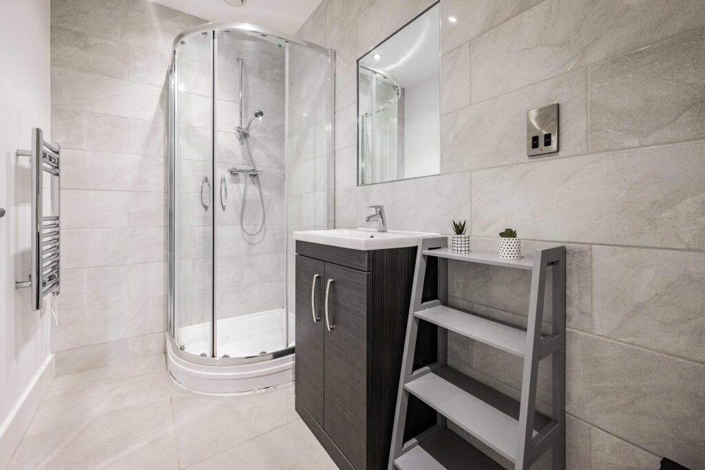 Ensuite