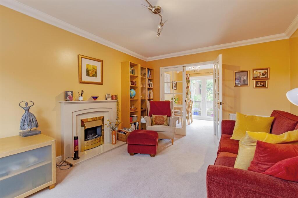 Reception Room-2.jpg