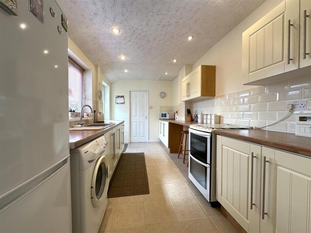 Well-Appointed Kitchen 160