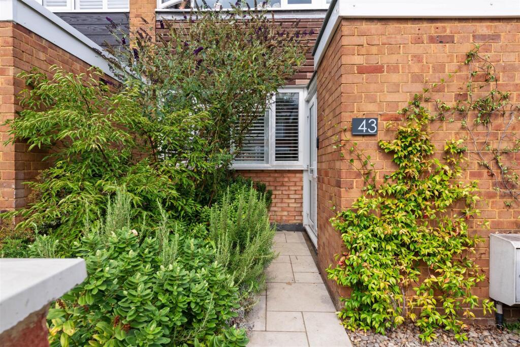 43 Penwith Rd Ext 2.jpg