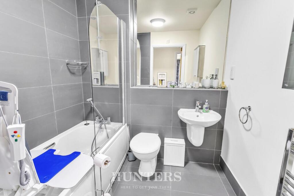 Waters Edge (13).jpg