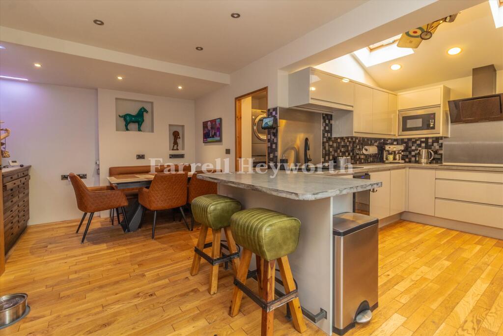 Kitchen Diner image 