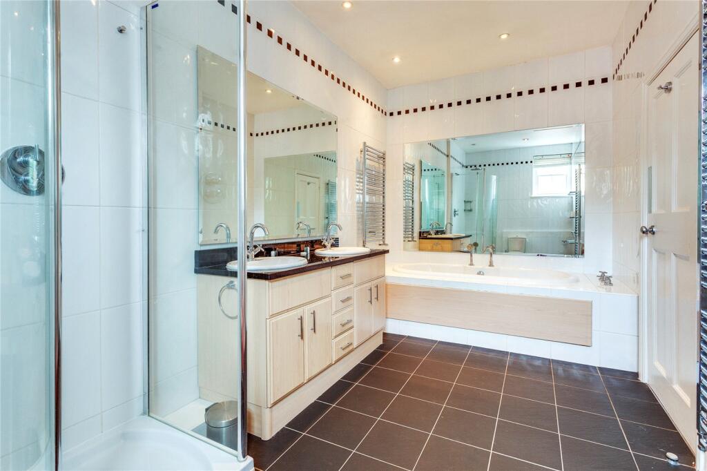 Ensuite Bathroom