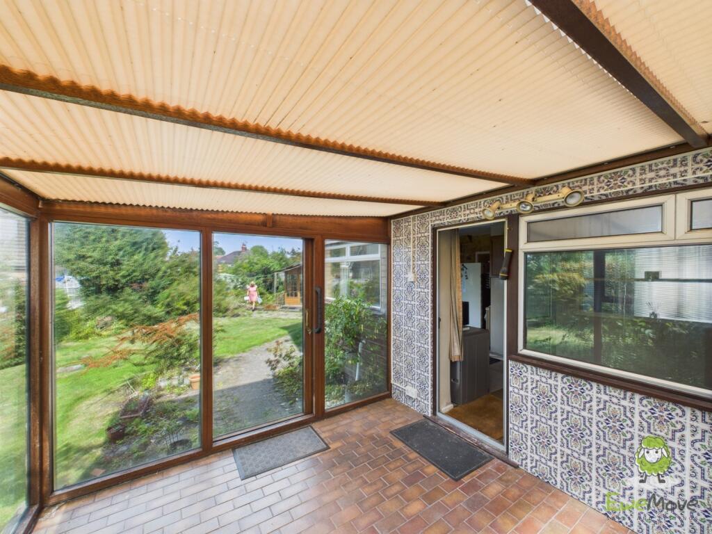 CAM02463G0-PR0078-STILL004