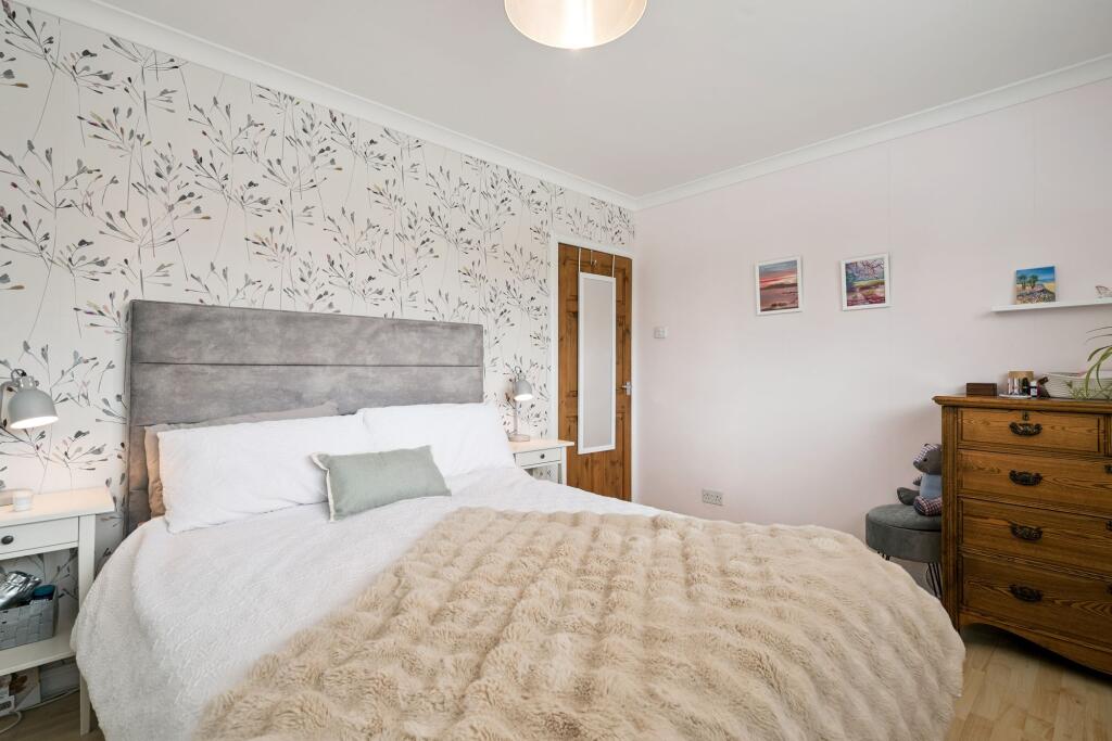 Ground Floor Primary Bedroom