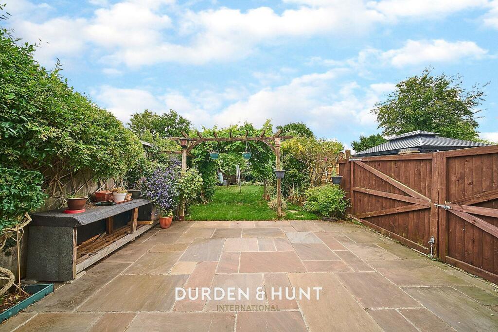 Fyfield 31.1_result.jpg