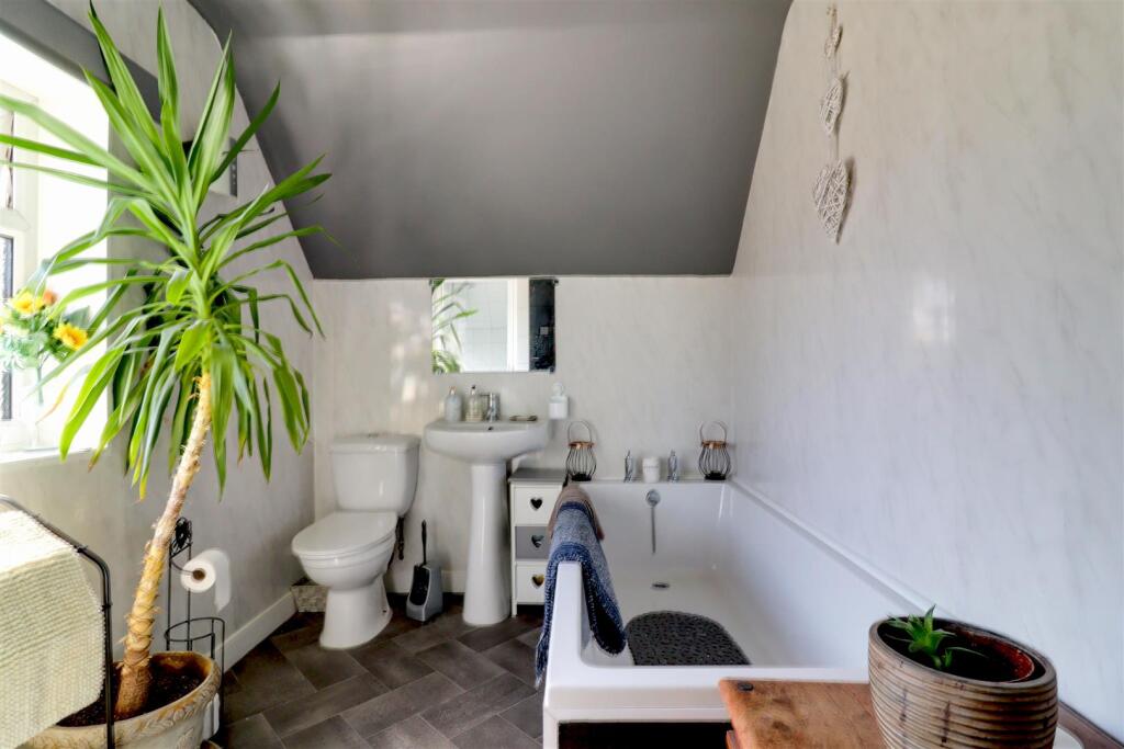 First Floor Bathroom