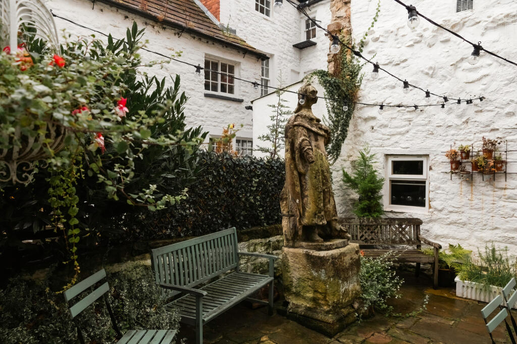 233681 - a0OP6000003Oac8MAC_N34.jpg