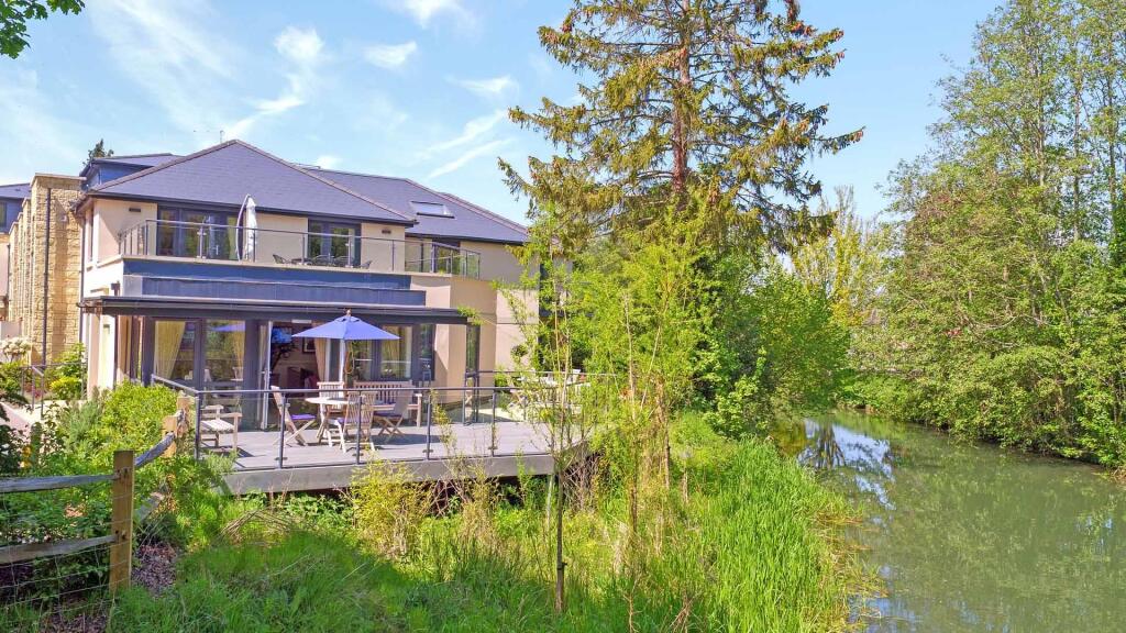 Rear Developement.jpg