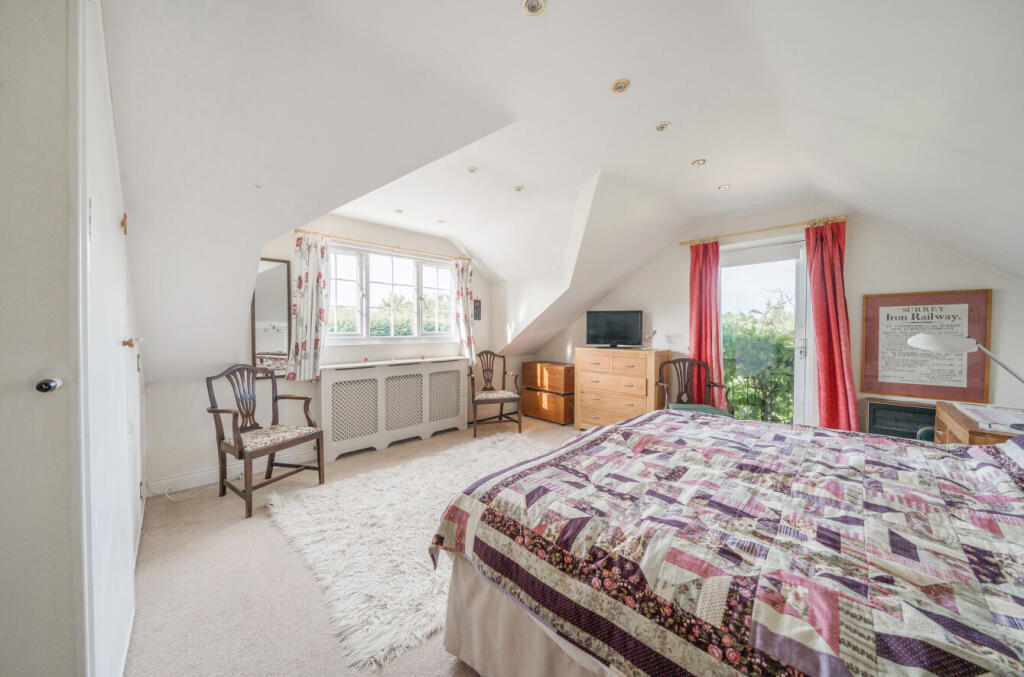 1319439-7-6868299...