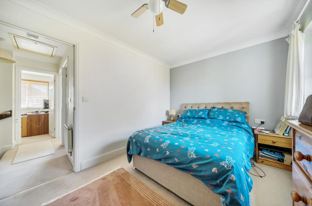 1321726-7-68710cf...