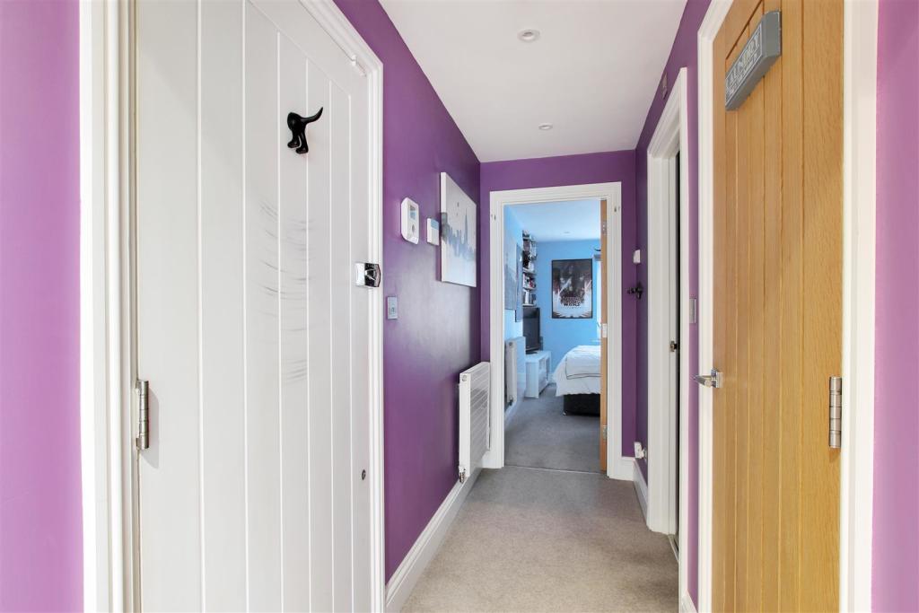 Hallway.jpg