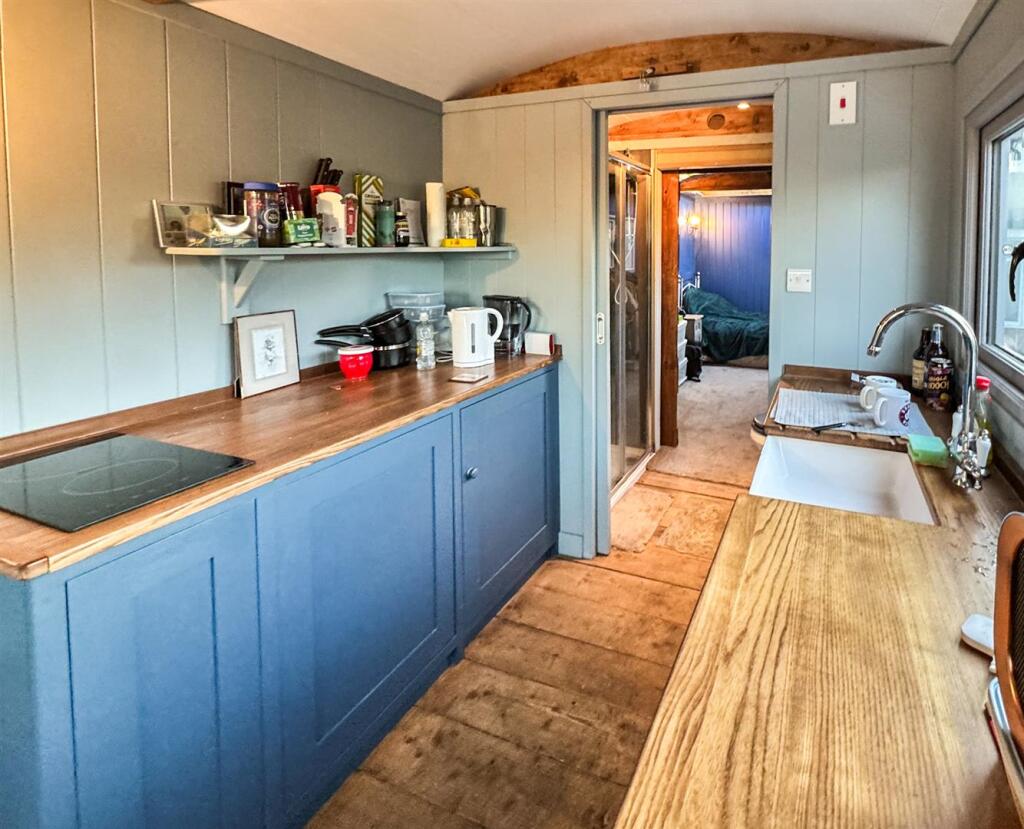 Screenshot 2024-11-28 at 16.01.46.jpg