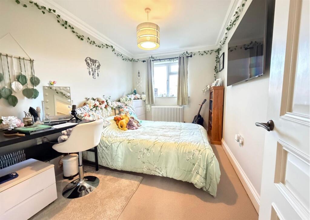 Holm Oaks, Cowfold, Horsham