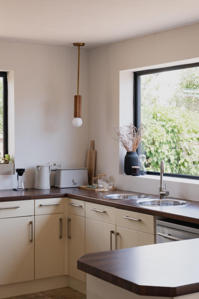 296862 - 67 Shoebury Road, Southend-on-Sea-48.jpg