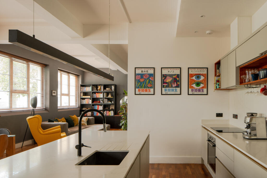 240869 - Sunlight Square, London E2 - high res ...