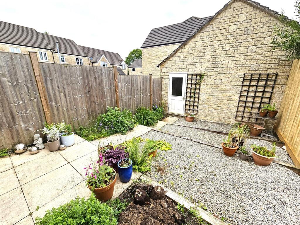 Rear Garden.jpg
