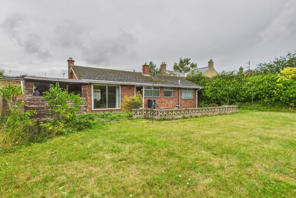 CAM02519G0-PR0334-STILL014