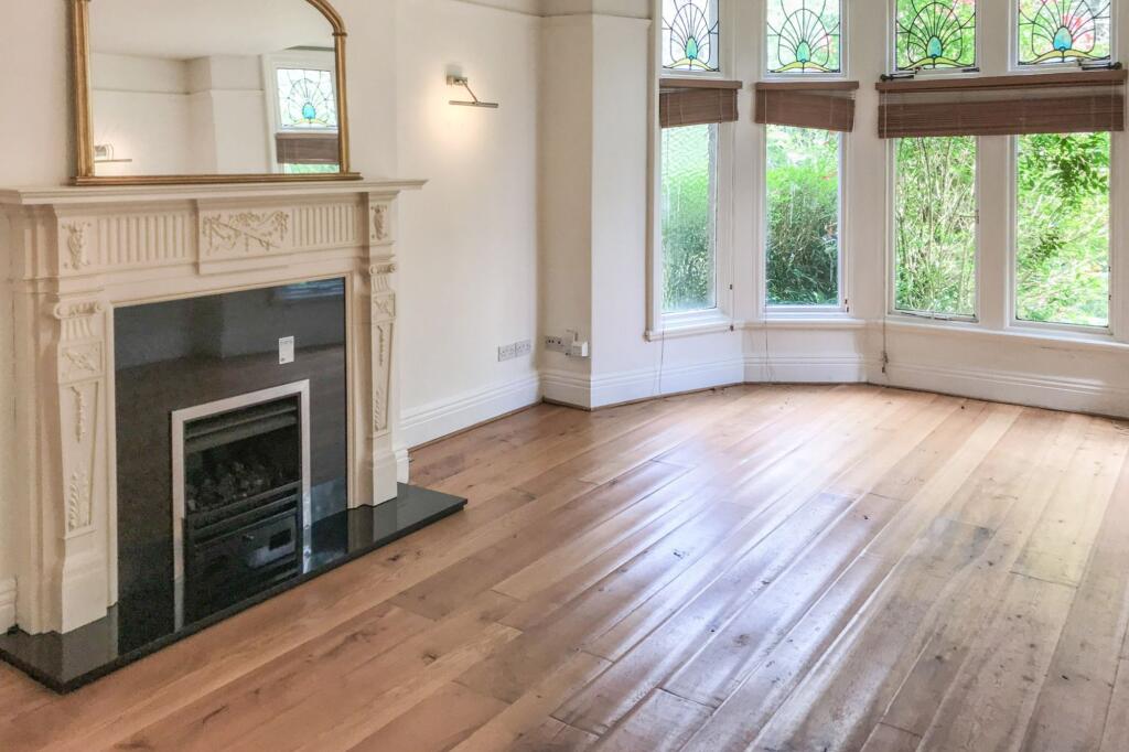 Flat A, 28 Park Avenue, Harrogate, HG2 9BG